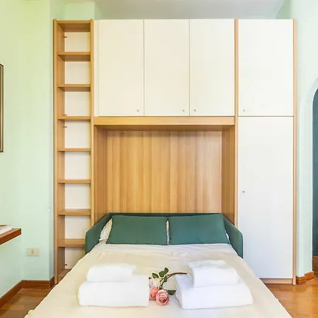 Tiny Ponte Vecchio By Mmega Apartment Florence