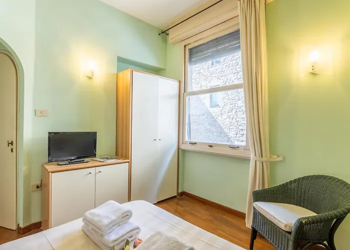 Tiny Ponte Vecchio By Mmega Apartment