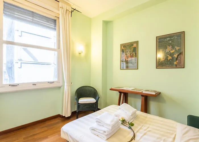 Tiny Ponte Vecchio By Mmega